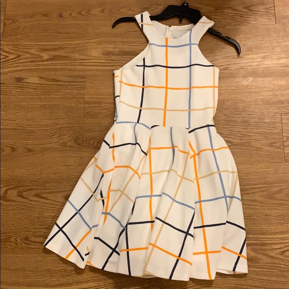 Cute plaid spring dress size Small